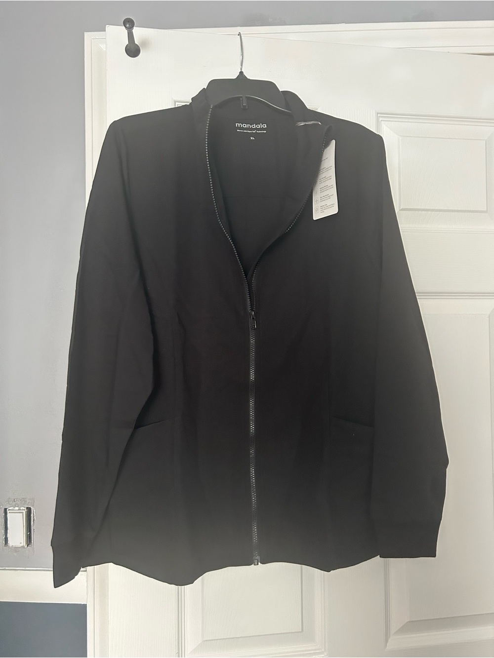 Mandala Women Black Zip-Front Jacket Scrubs